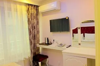 Hotelium 2 Hotell *